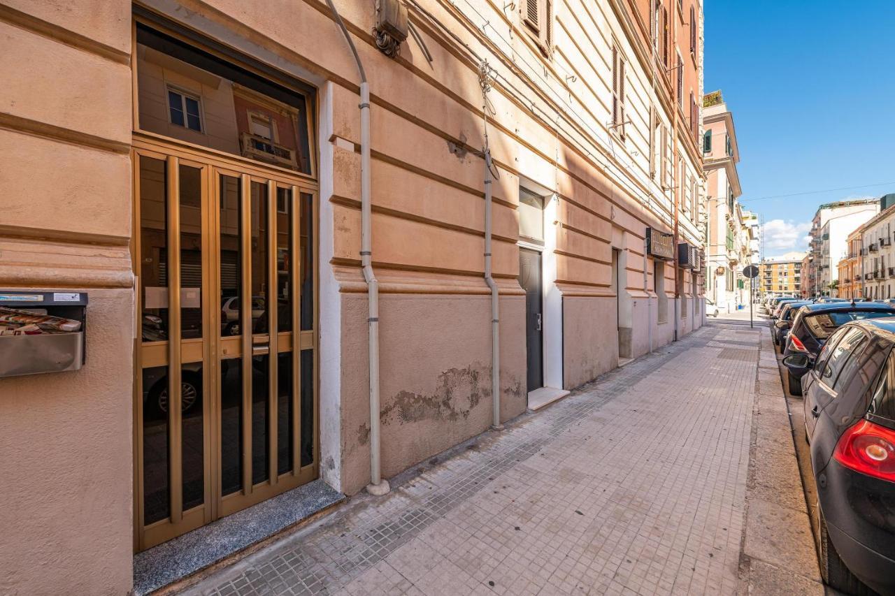 Leonardo Da Vinci - Cagliari Appartement Buitenkant foto
