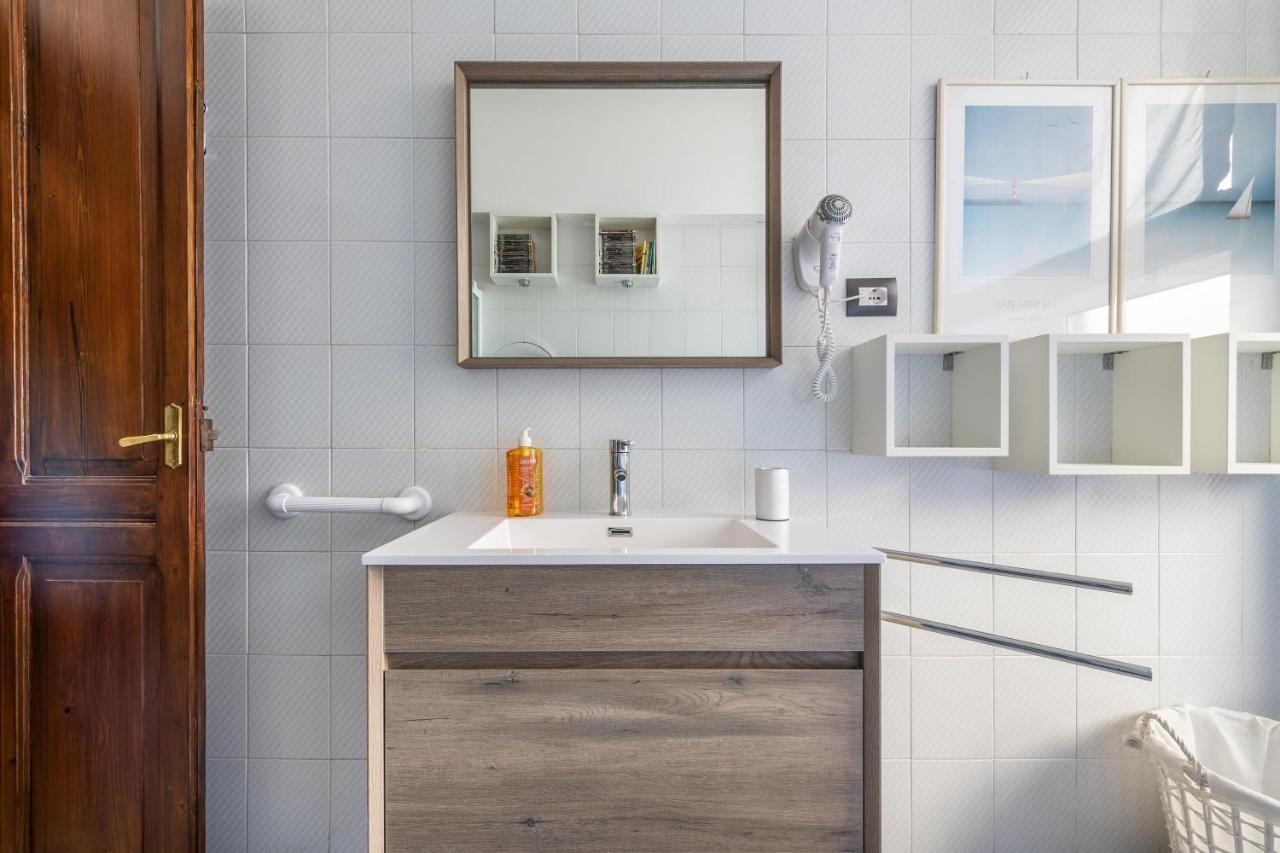 Leonardo Da Vinci - Cagliari Appartement Buitenkant foto